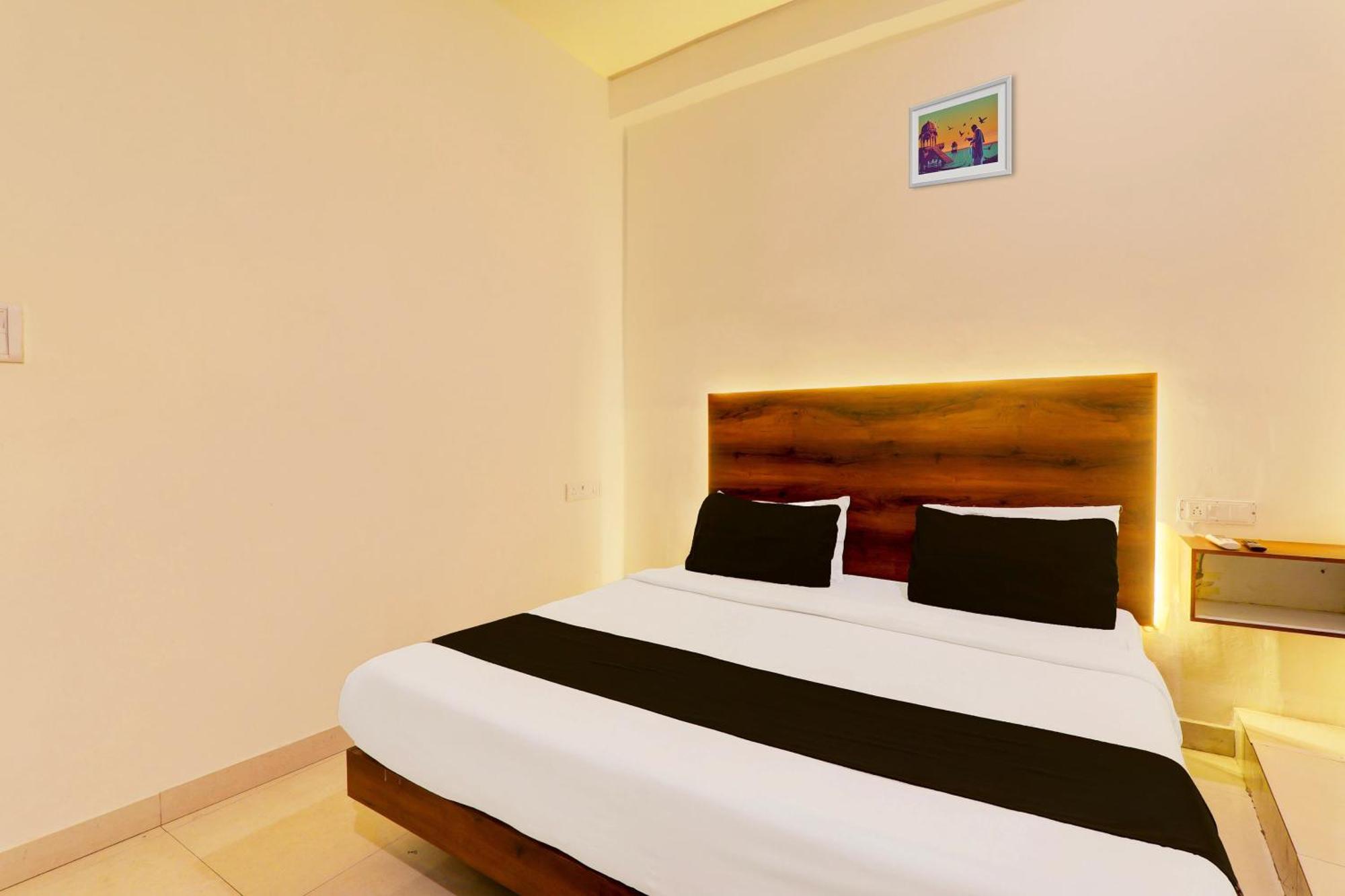 Hotel O Sr Grand جوراكبور المظهر الخارجي الصورة