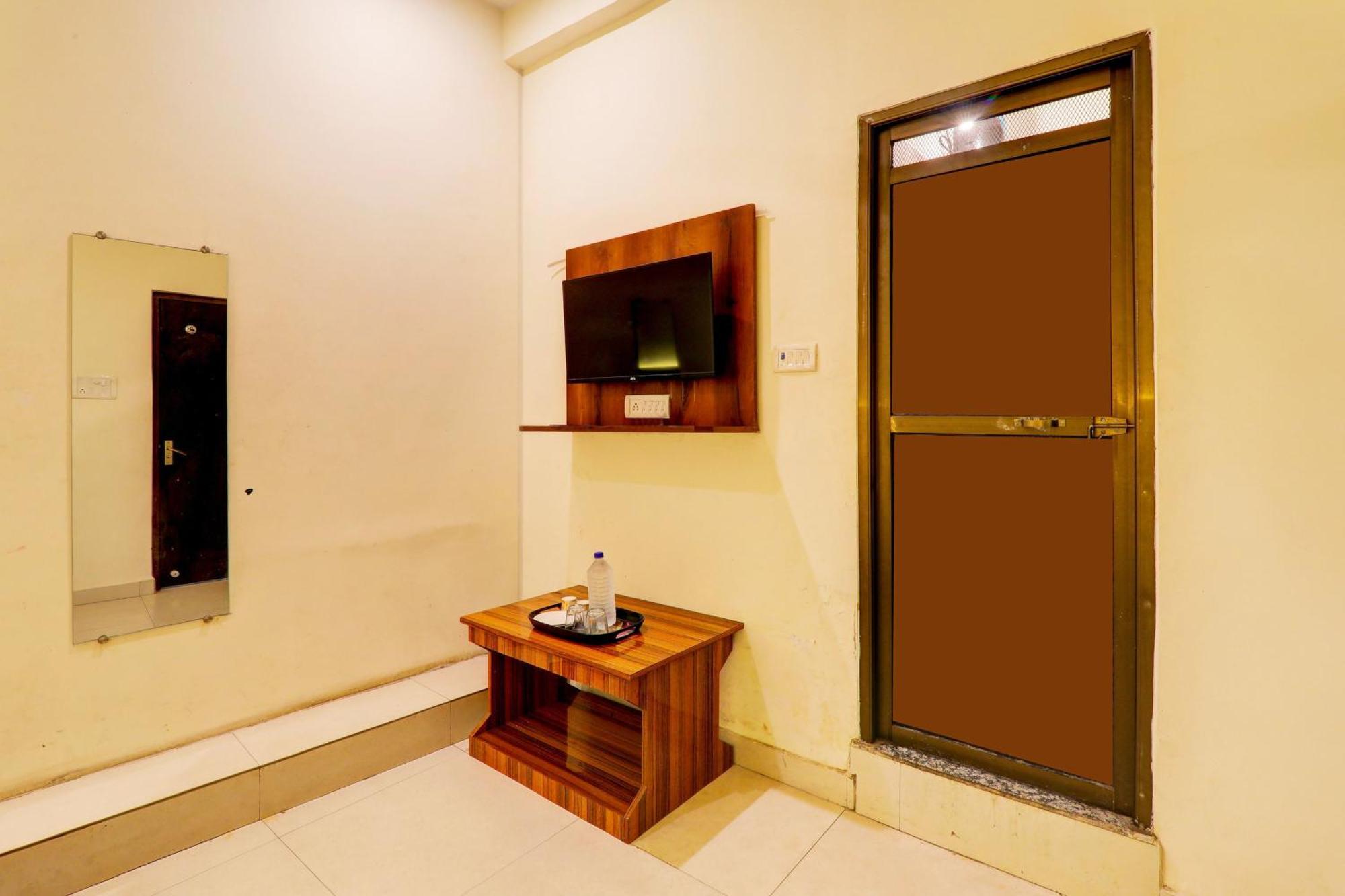 Hotel O Sr Grand جوراكبور المظهر الخارجي الصورة