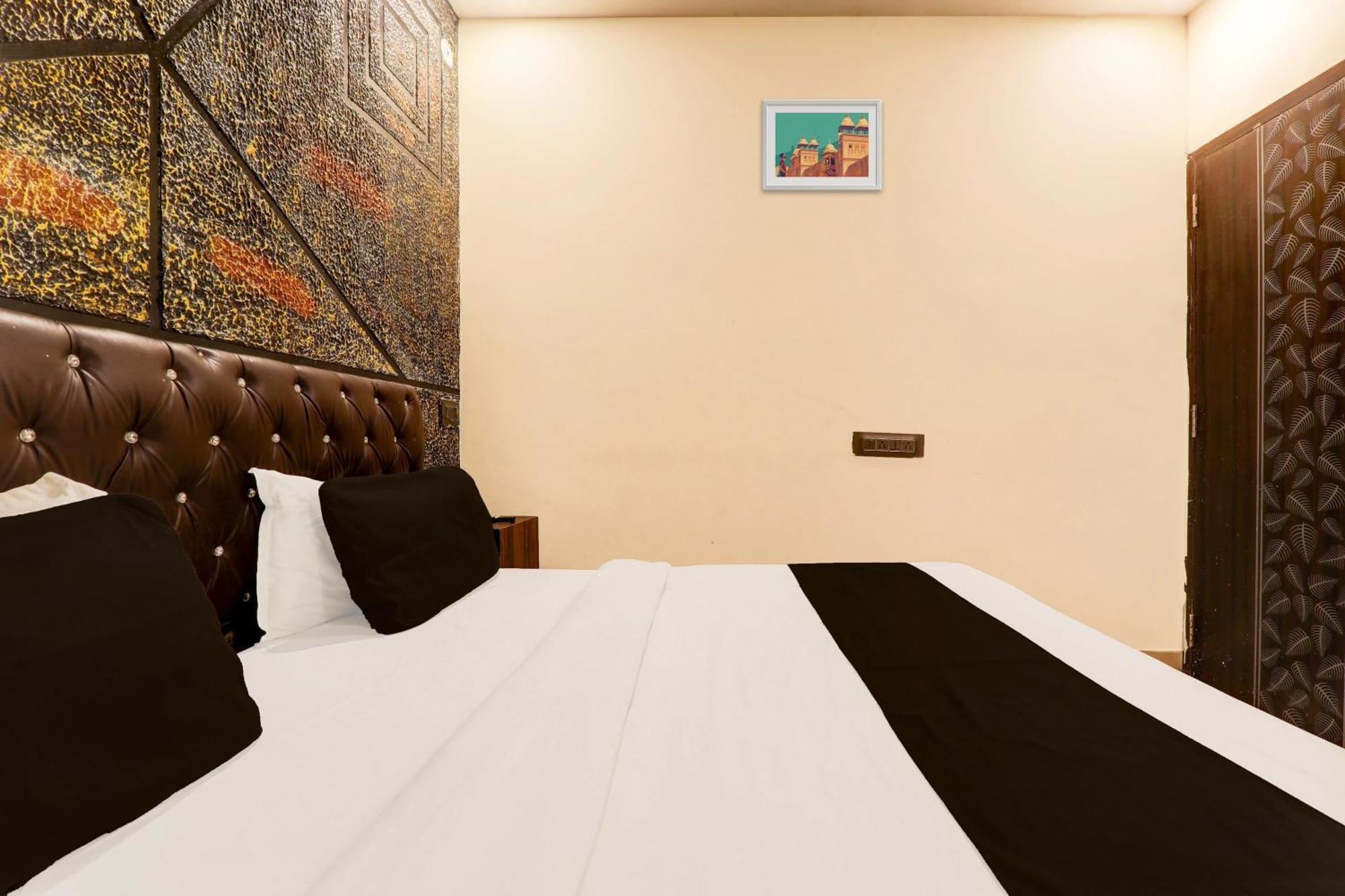 Hotel O Sr Grand جوراكبور المظهر الخارجي الصورة